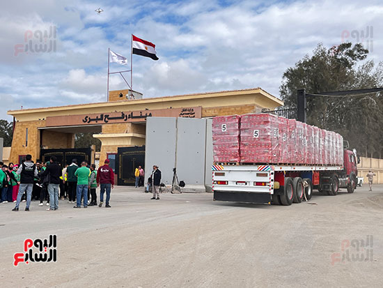 المساعدات-تعبر-لغزه