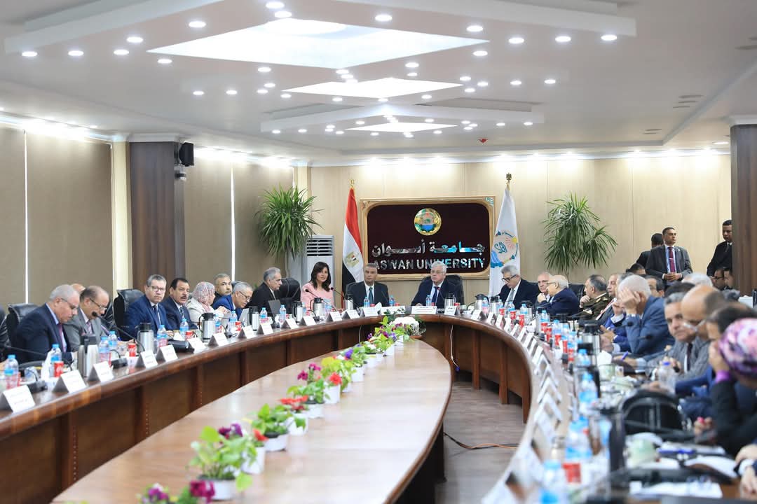 جانب من اجتماع المجلس الاعلي للجامعات