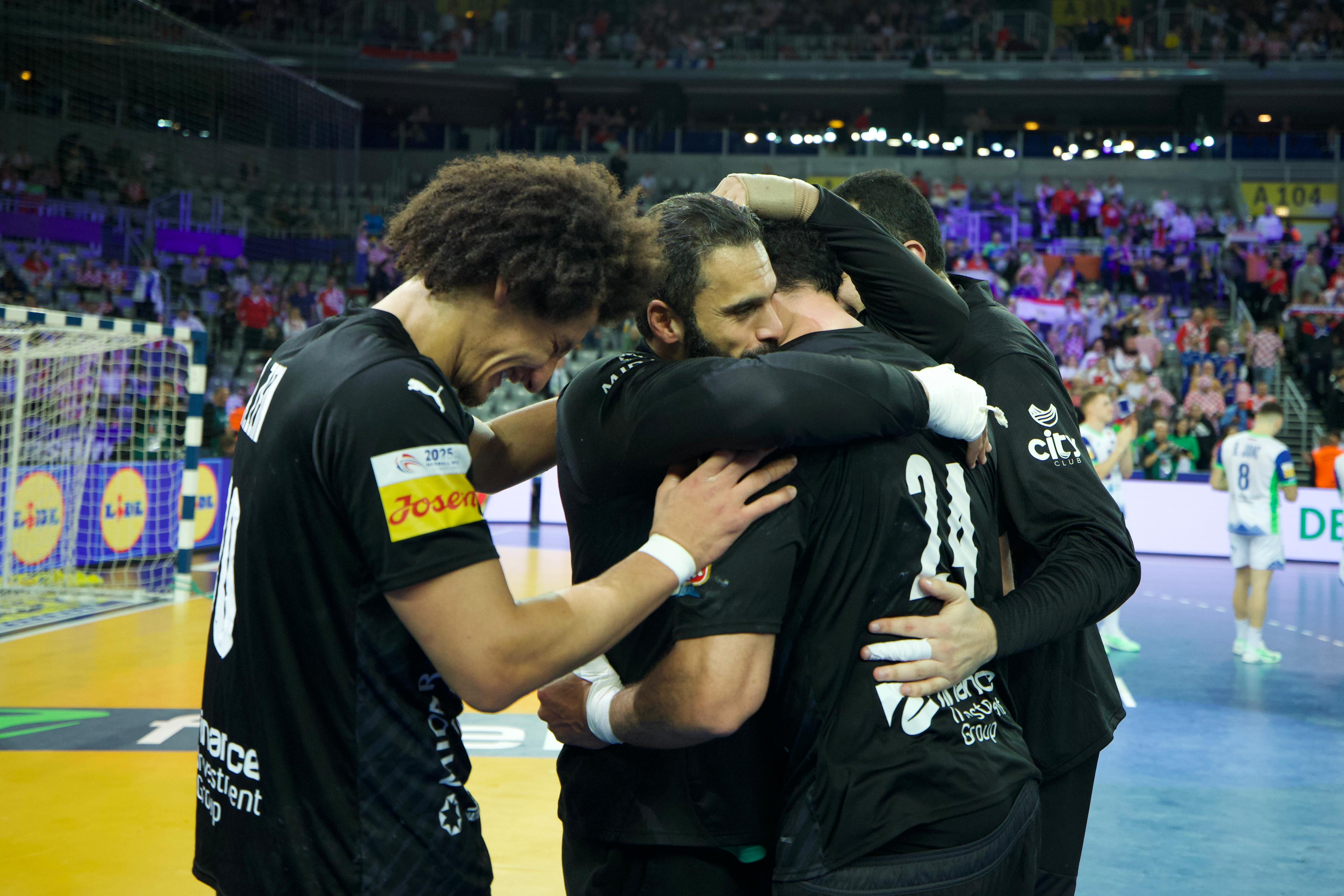 جانب من الاحتفالات