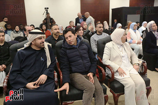 مؤتمر لوزير الشباب فى معرض الكتاب (9)