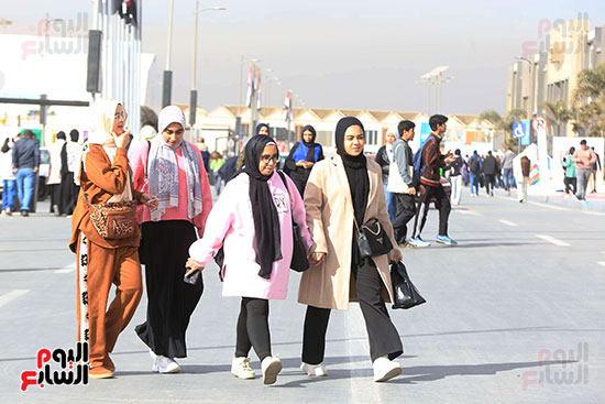 رواد معرض الكتاب 2025