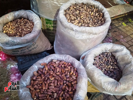 أسواق-الإسكندرية-تتزين-بالفوانيس-والزينة-(5)