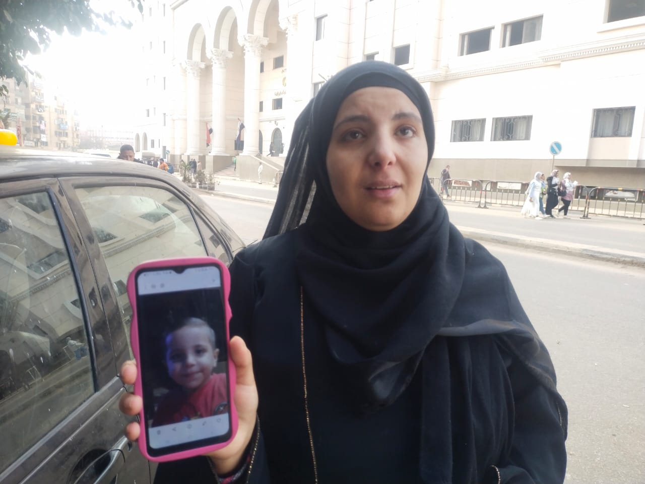 الام ونجلها الراحل الام ونجلها الراحل