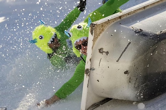 صورة من المهرجان صورة من المهرجان