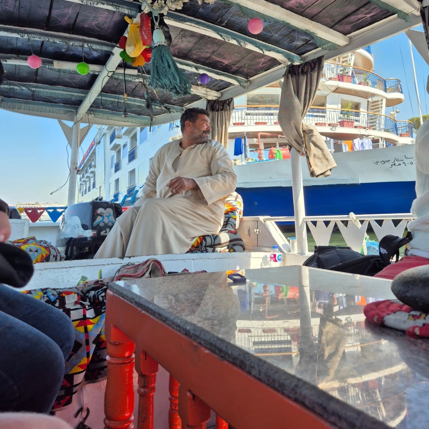 رحلات المراكب النيلية بالسائحين فى الأقصر رحلات المراكب النيلية بالسائحين فى الأقصر