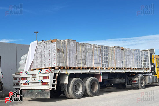 الشاحنات-أمام-معبر-رفح