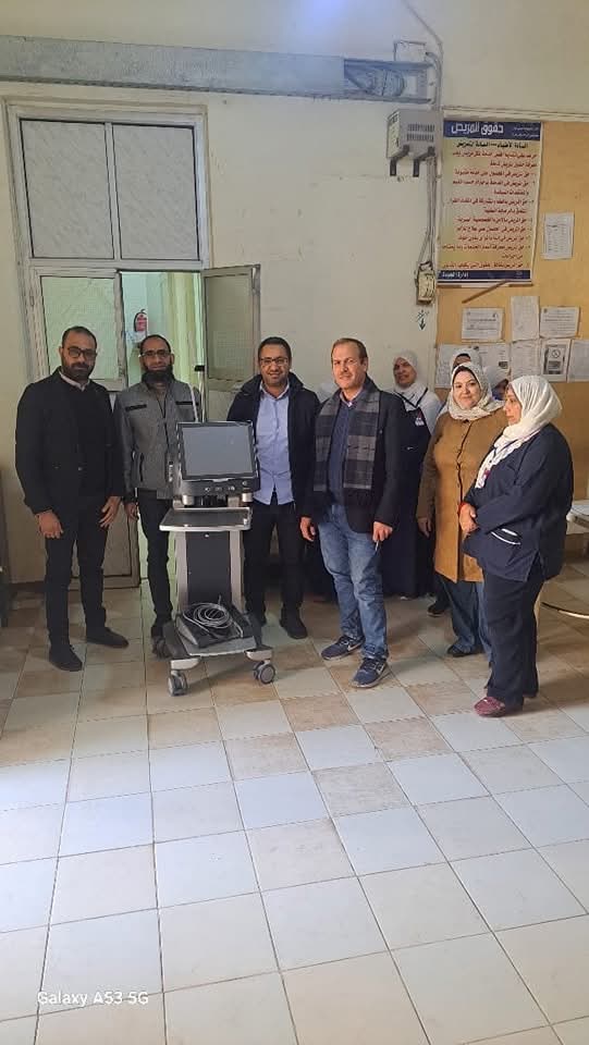 العاملين برمد بنى مزار حول جهاز فاكو 