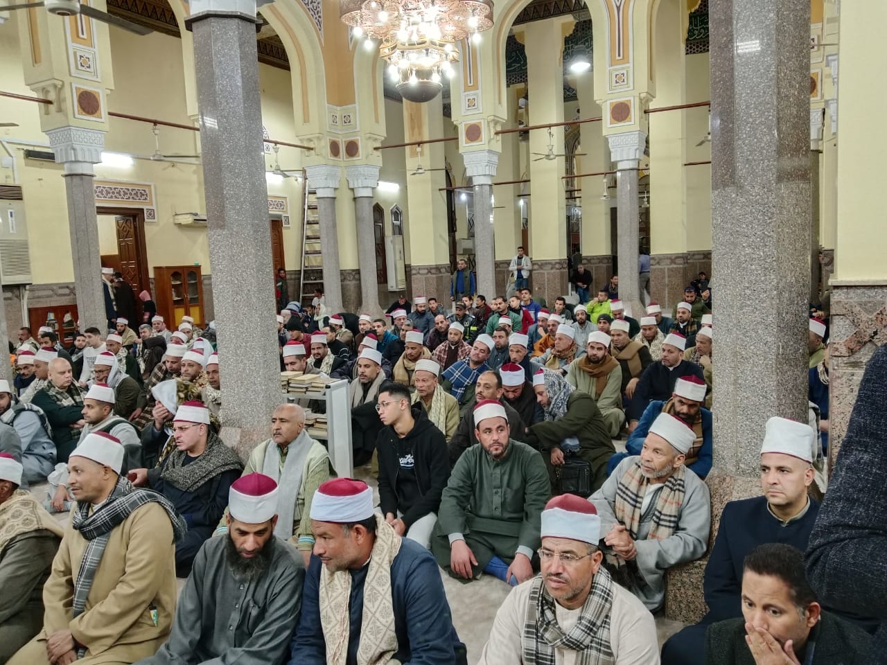 حضور كبير فى الإحتفال الليلة 