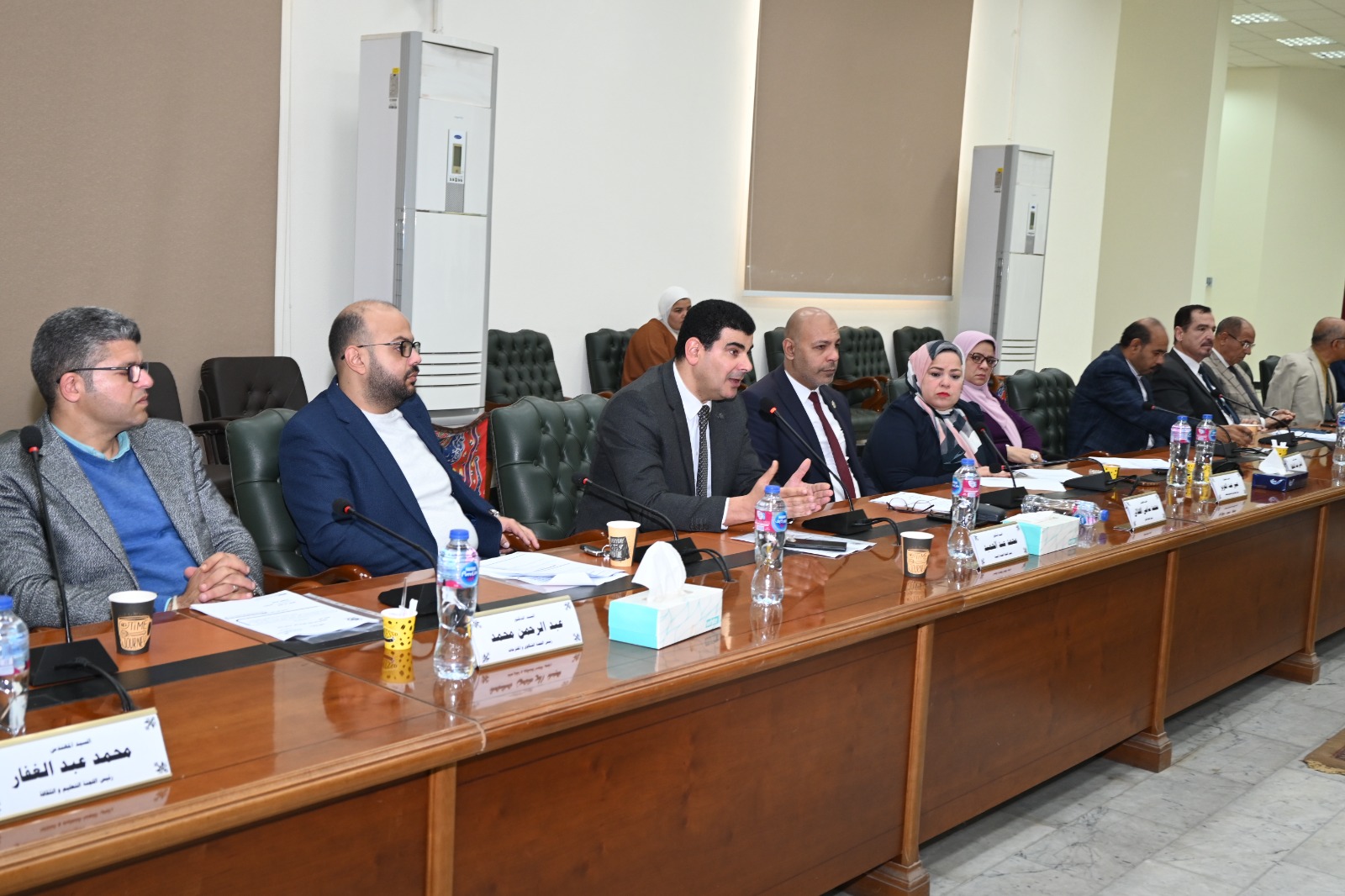 جانب من الجلسة