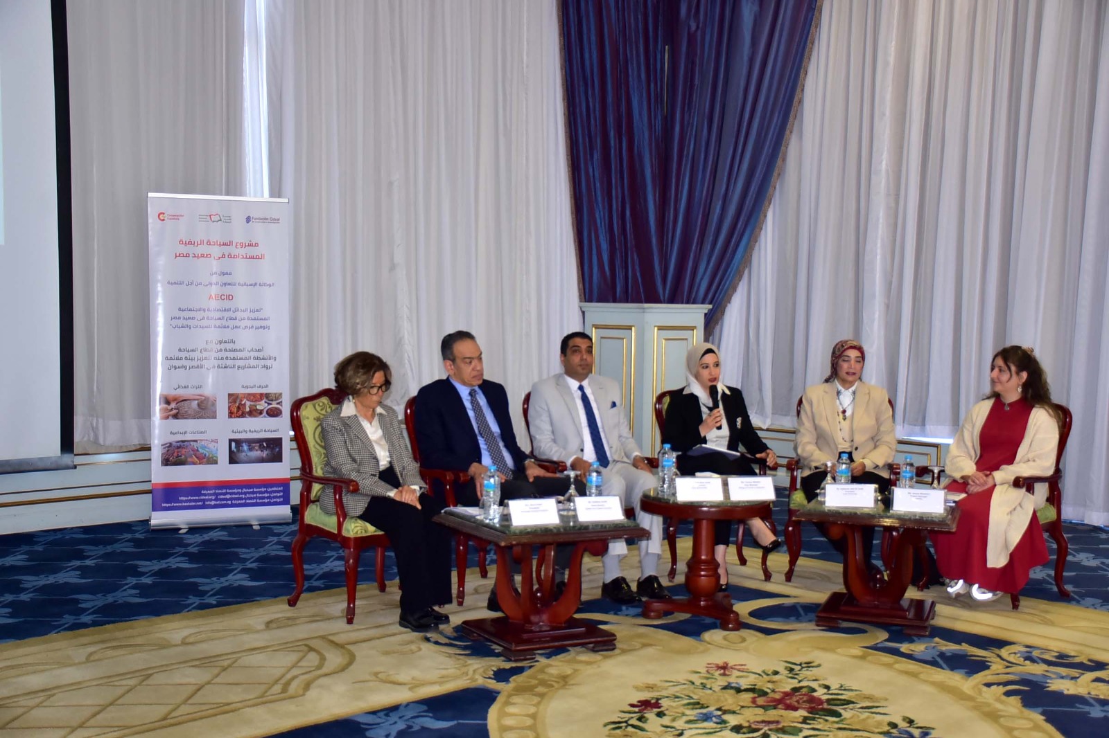 نائب محافظ الأقصر ونائبة وزير السياحة يشهدان ورشة تدريبية عن السياحة