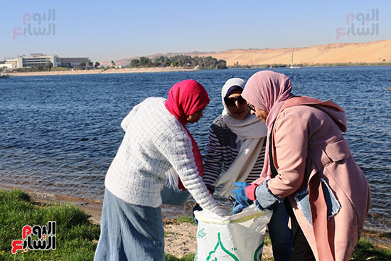 جمع النفايات البلاستيكية