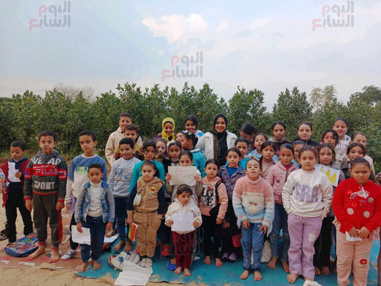 مكتبة-متنقلة مكتبة-متنقلة