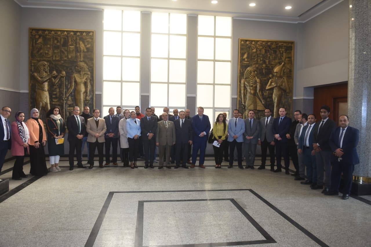 صورة تذكارية للمشاركين فى الافتتاح