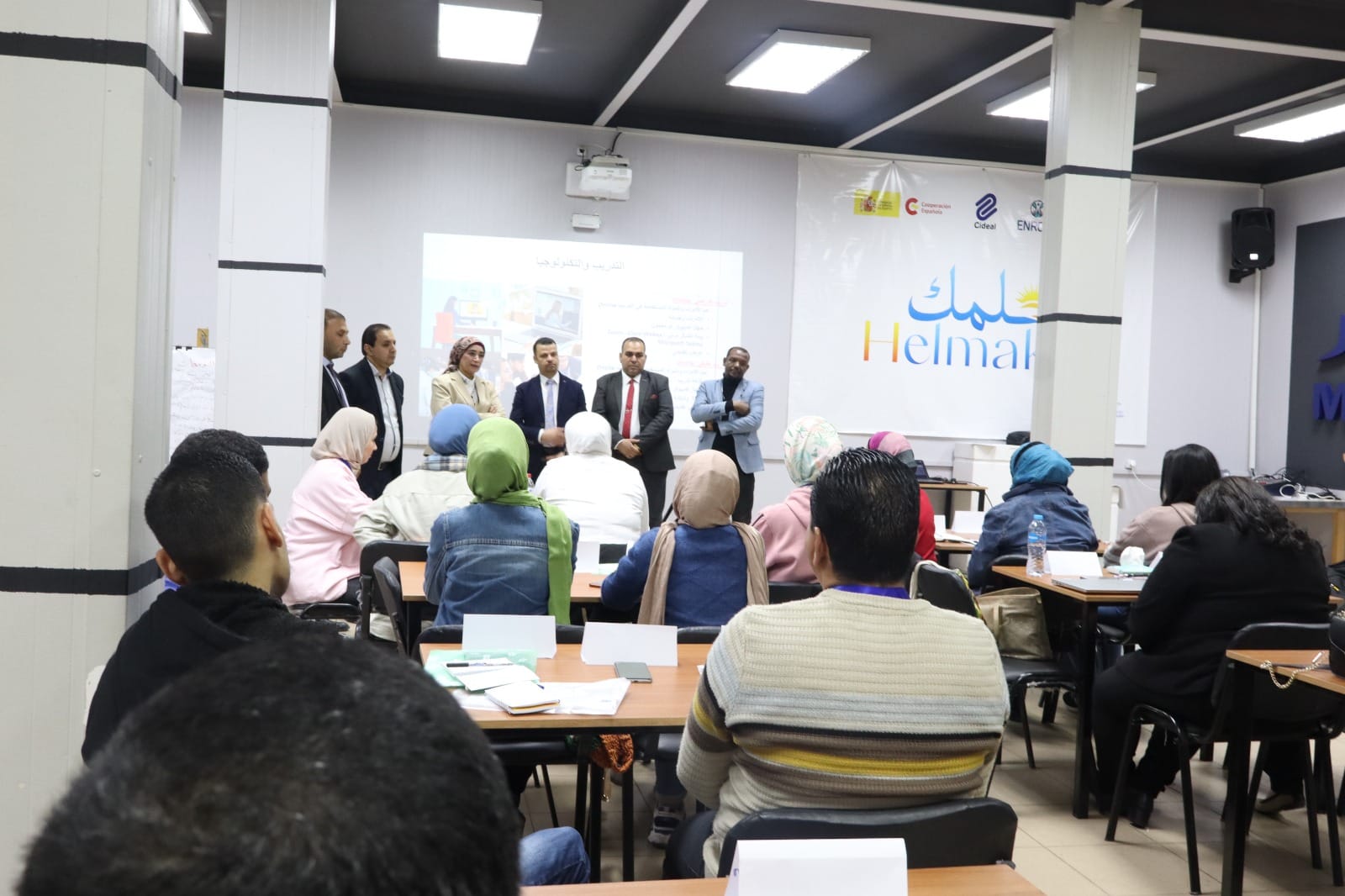 رئيس جامعة الأقصر تشهد البرنامج التدريبي الأول لاعتماد مدربين