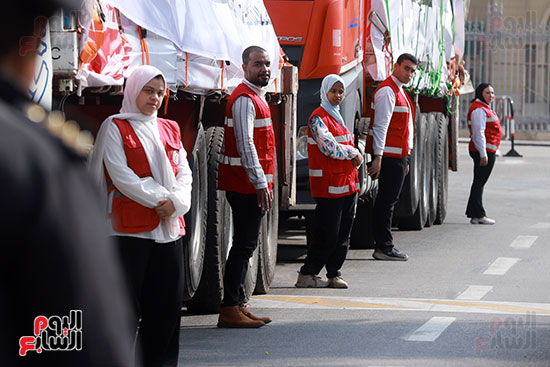 من إطلاق محافظ القاهرة قافلة الخير للفلسطينين من إطلاق محافظ القاهرة قافلة الخير للفلسطينين