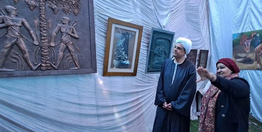 المشاركة بفعاليات منتدى دندرة الثقافي بإقامة معرض للفنون التشكيلية