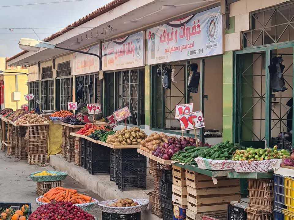 من داخل اول سوق حضارى بالعاشر من رمضان من داخل اول سوق حضارى بالعاشر من رمضان