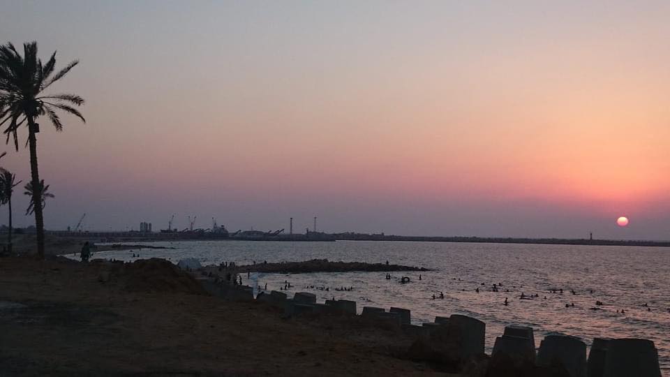 شاطئ الريسة بالعريش