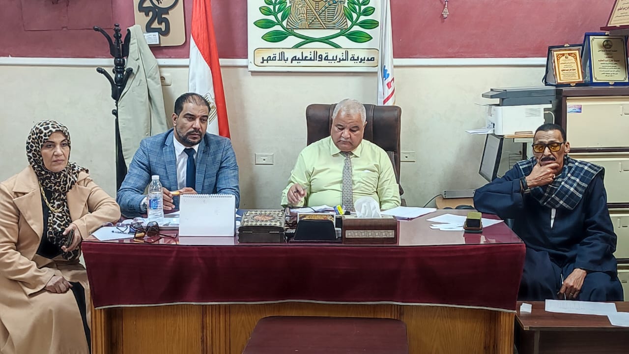 المقابلات الشخصية للمتقدمين للمبادرة الرئاسية 1000 مدير مدرسة متميز