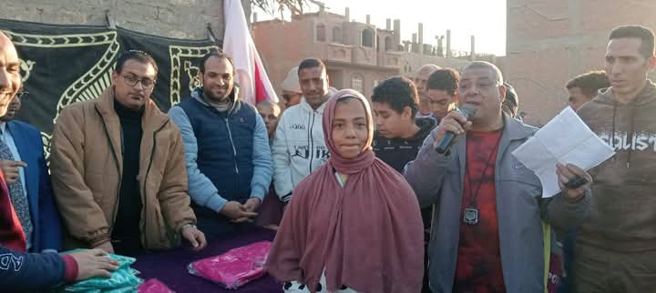 تكريم المتفوقين تكريم المتفوقين