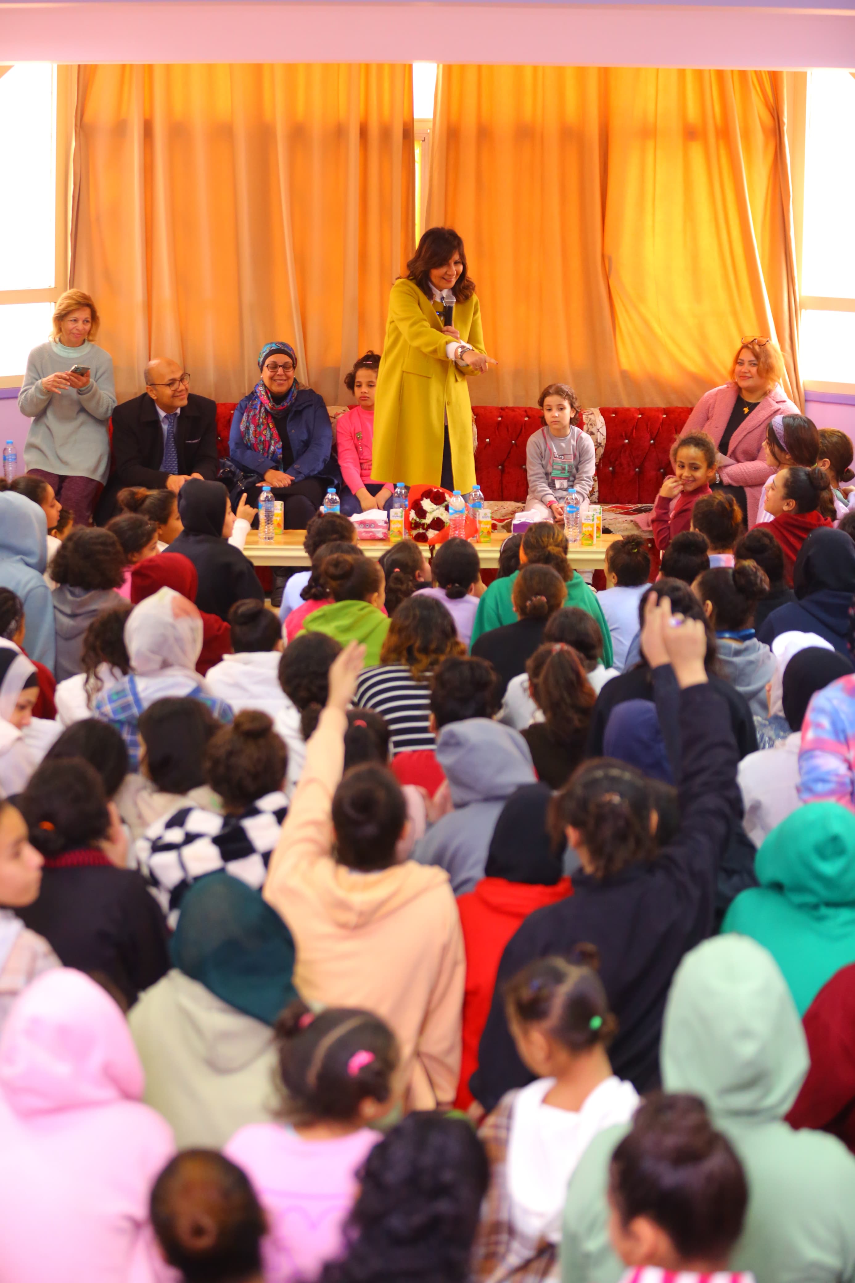 فعاليات الزيارة لمؤسسة فتيات العجوزة فعاليات الزيارة لمؤسسة فتيات العجوزة