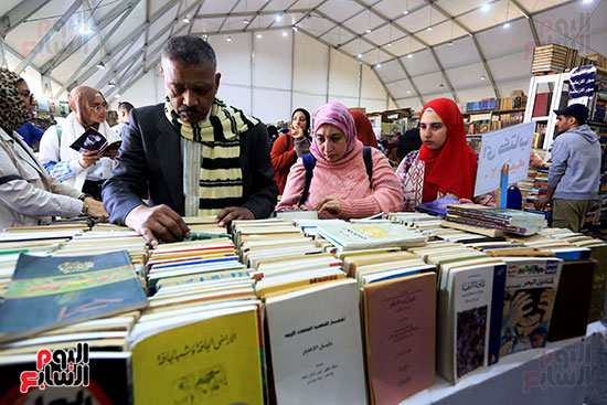 جناج سور الأزبكية معرض الكتاب الكتب المخفضة (27)