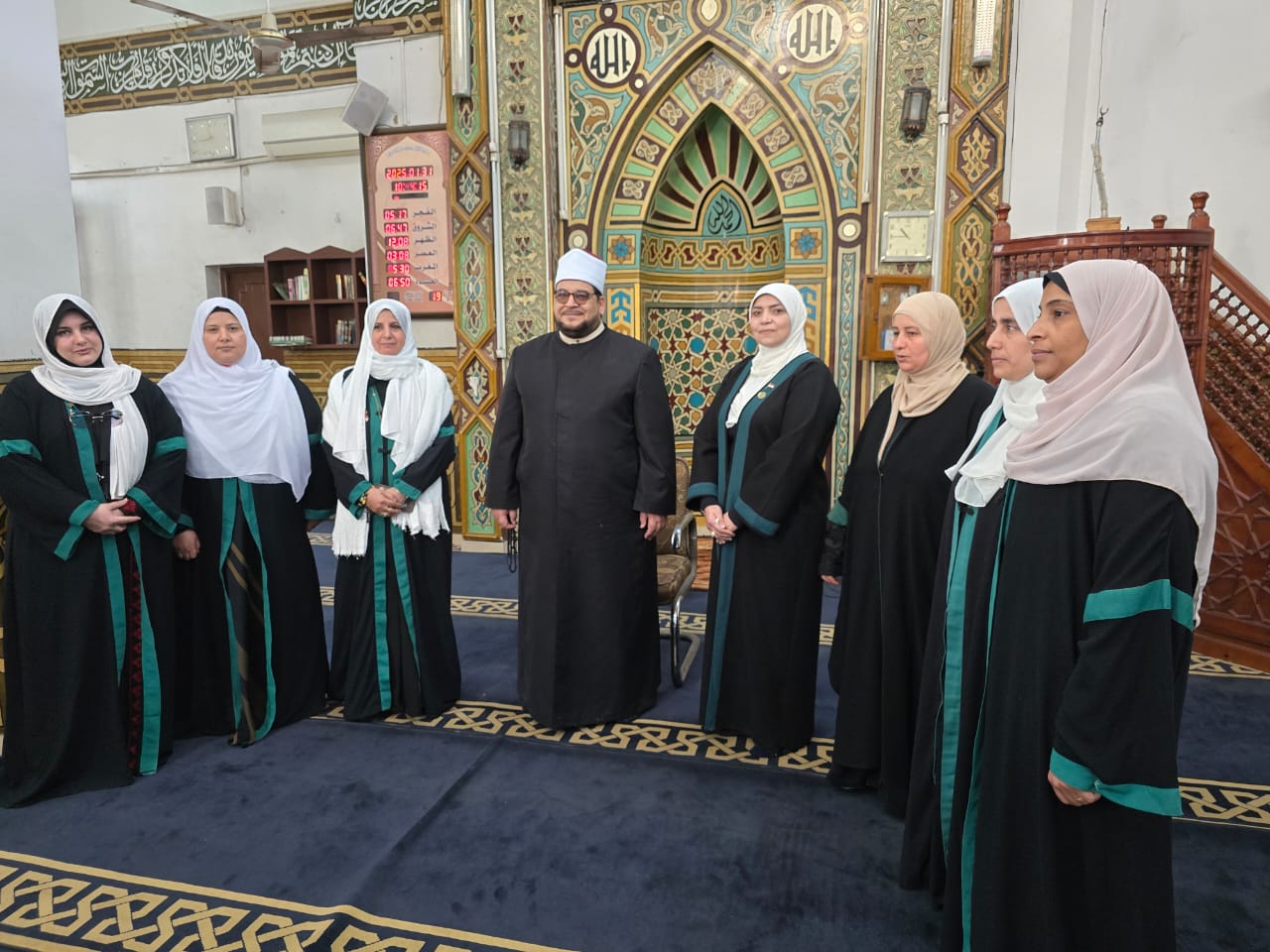 قافلة الواعظات بالمنصورة مع وكيل الأوقاف بالدقهلية قافلة الواعظات بالمنصورة مع وكيل الأوقاف بالدقهلية