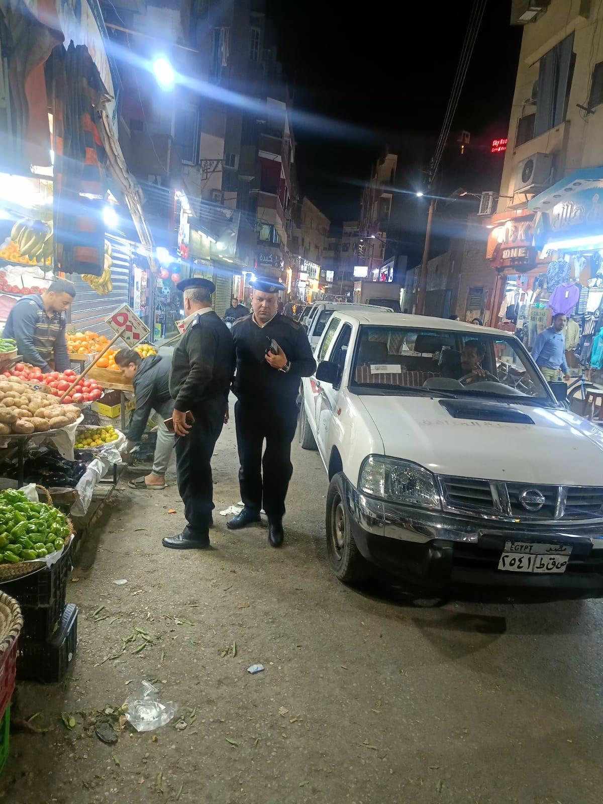 حملات المرافق لتحقيق الإنضباط بالشارع الأقصرى