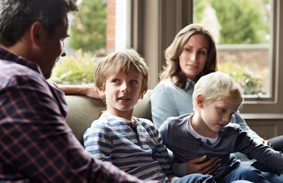 الإكتفاء بإنجاب طفلين الإكتفاء بإنجاب طفلين