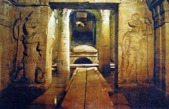 113KOM_EL_SHOQAFA_CATACOMBS 113KOM_EL_SHOQAFA_CATACOMBS