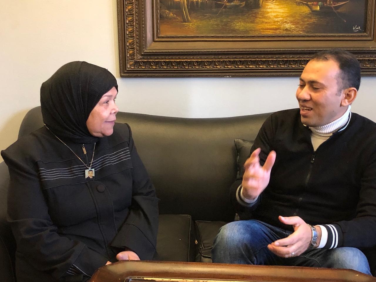 محرر اليوم السابع يحاور أم الشهيد (2)