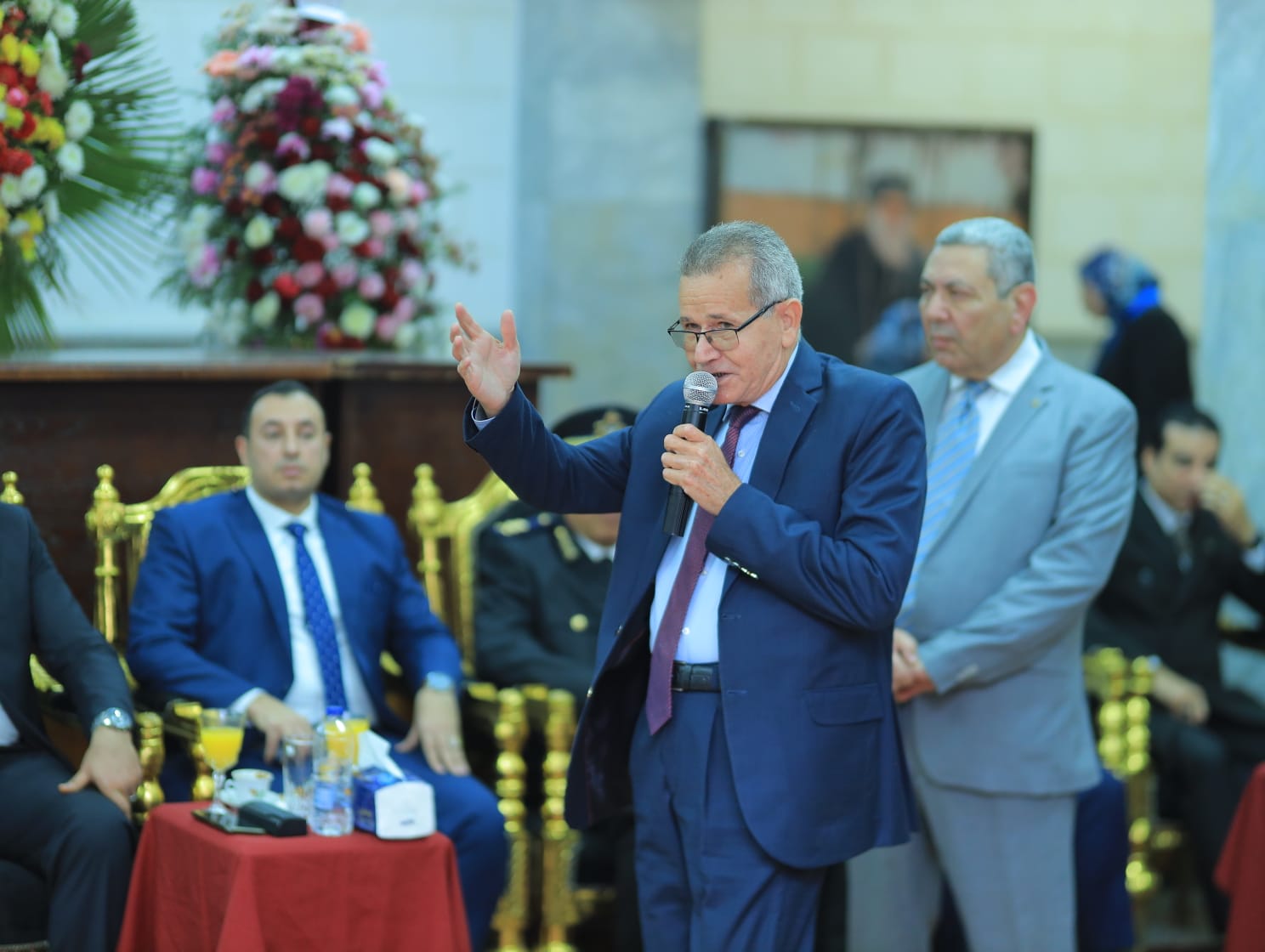 وفد من حزب الجبهة الوطنية يزور أسقفية البحيرة لتهنئتهم بعيد الميلاد المجيد (4)