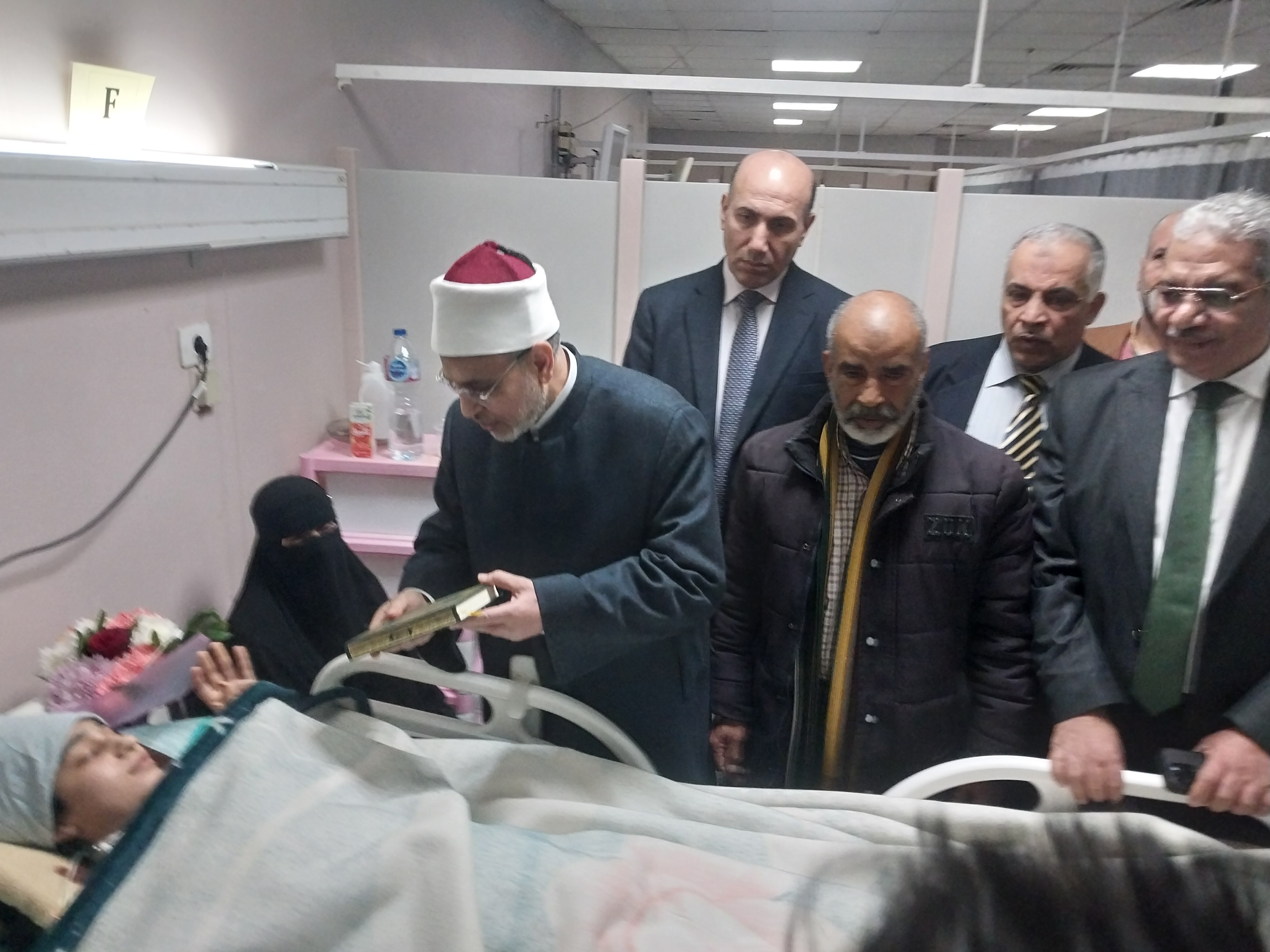ويدوس على الطالب ويدوس على الطالب