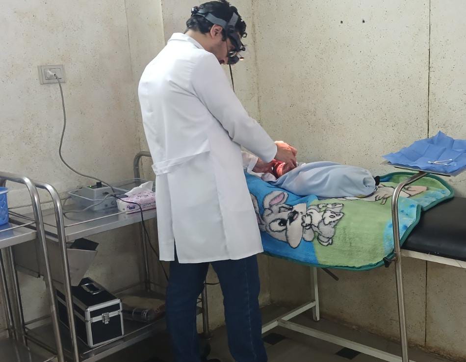 جانب من الفحص عن الاعتلال الشبكي للاطفال المبتسرين