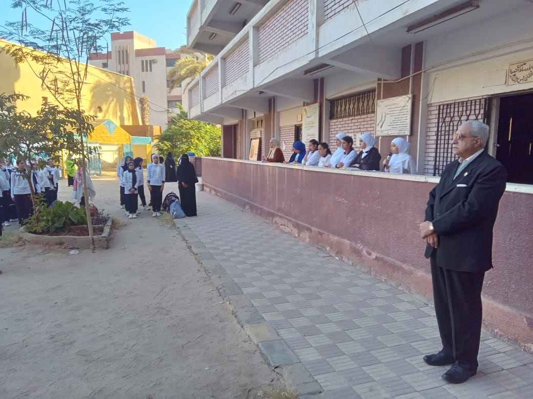 متابعة انتظام الدراسة