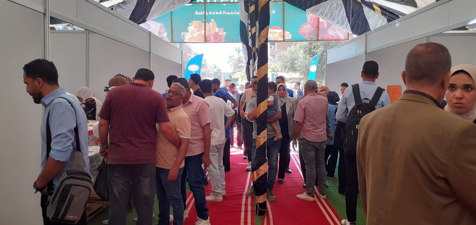 زحام بالمعرض