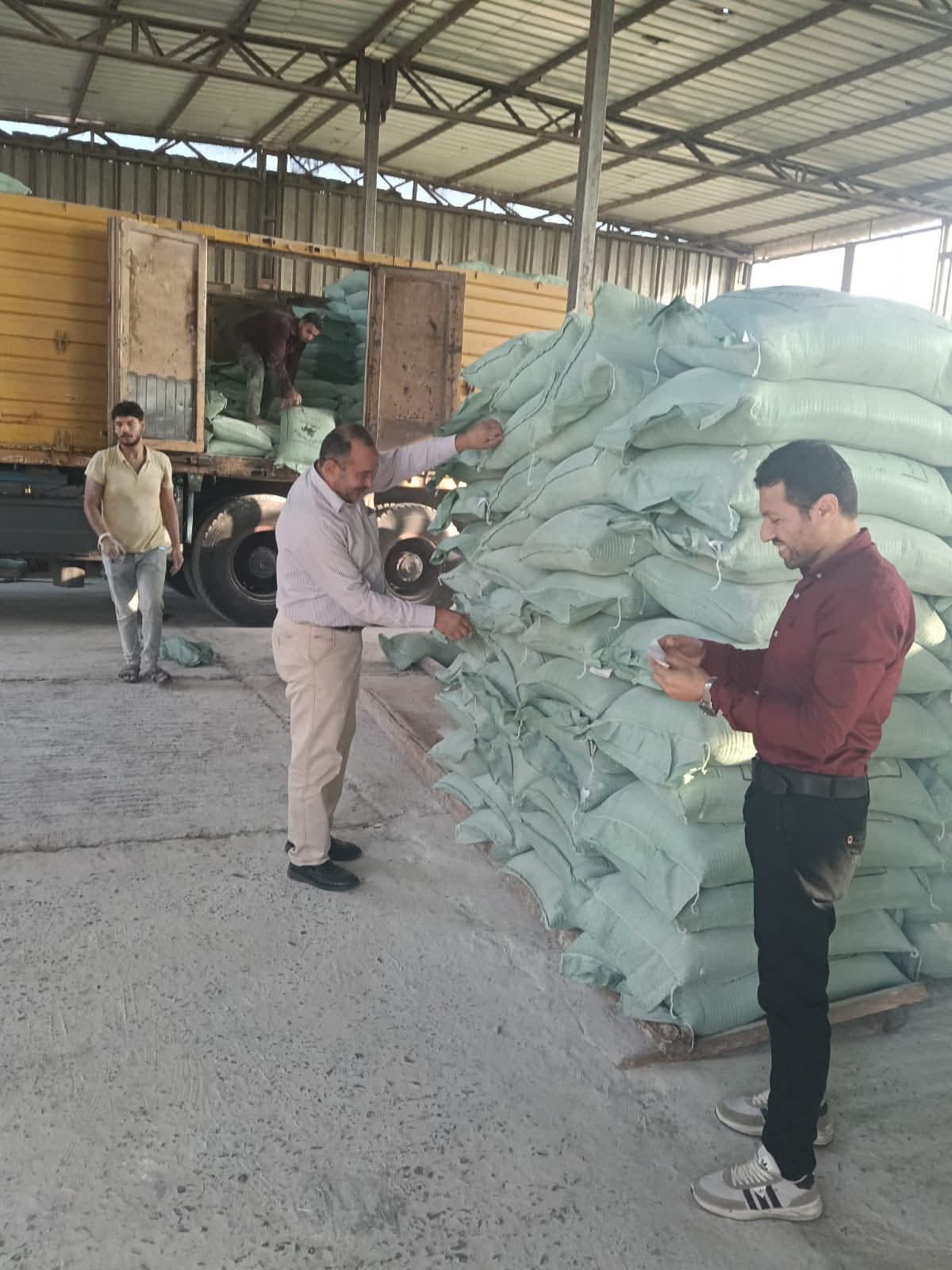 أطنان من الدقيق