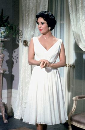 إليزابيث تايلور بالروج الاحمر