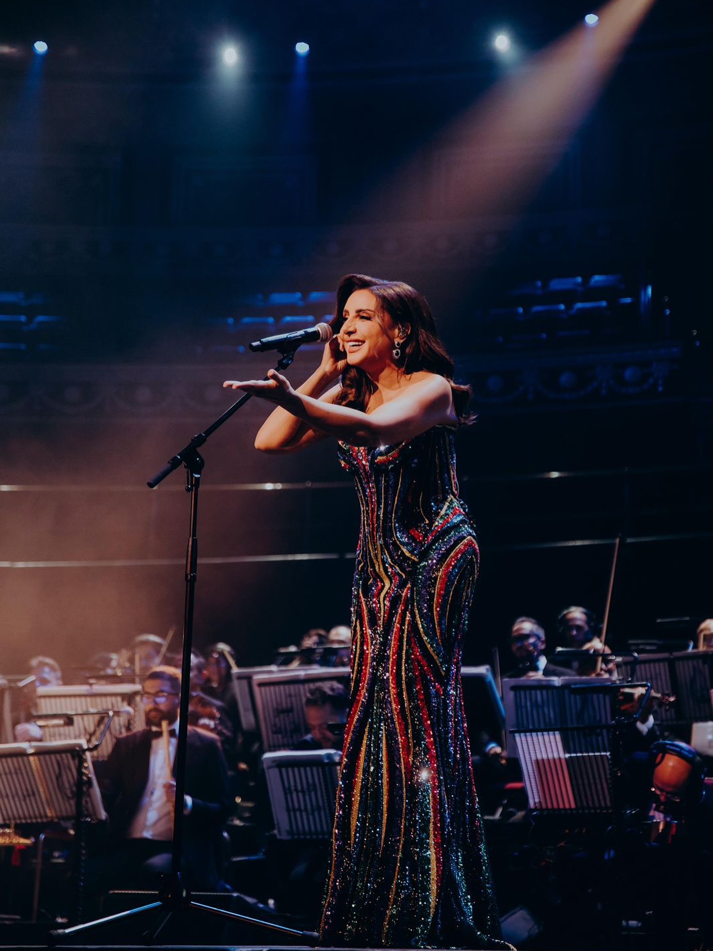 انغام من حفلها فى لندن