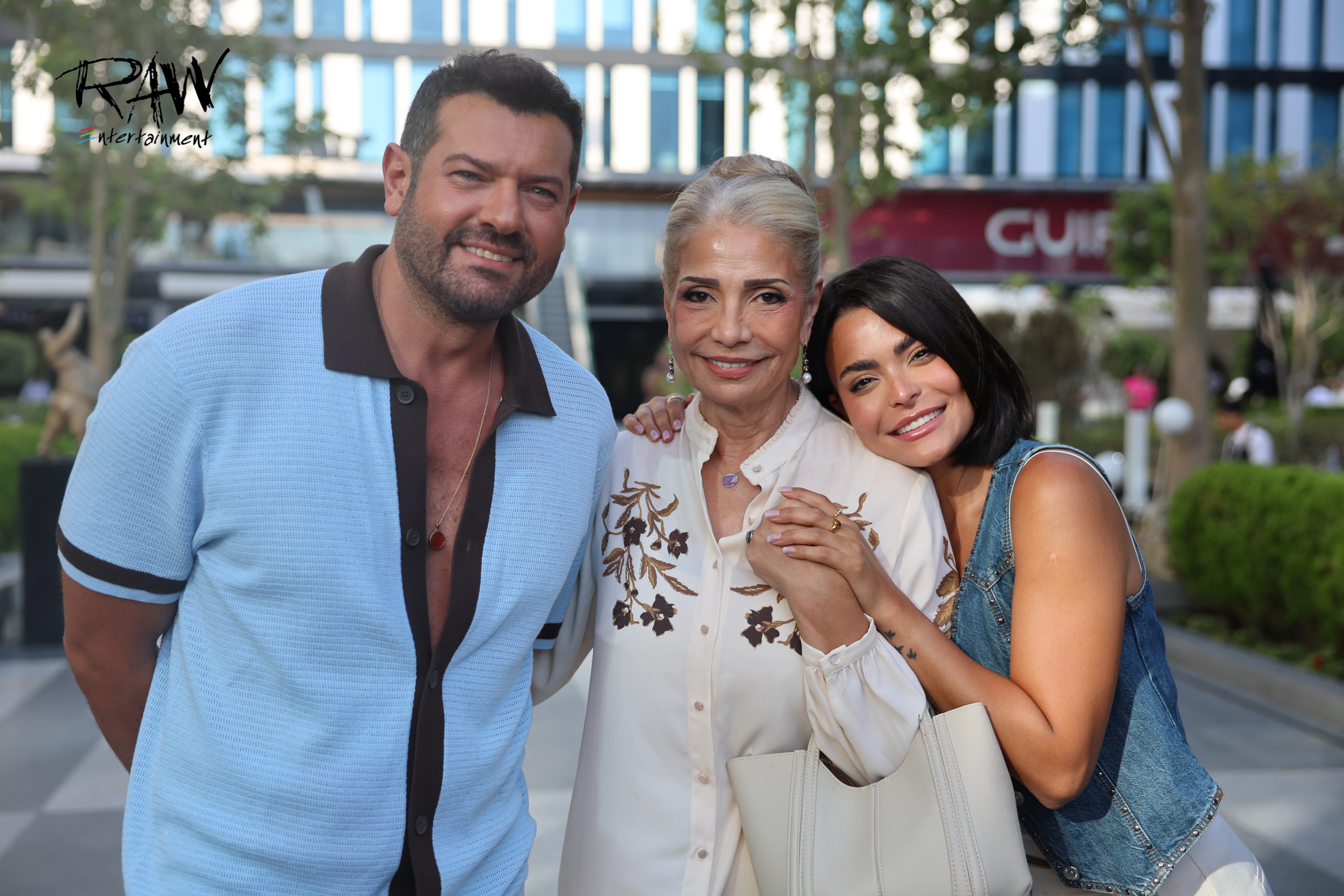 عمرو يوسف وسوسن بدر واسماء جلال عمرو يوسف وسوسن بدر واسماء جلال