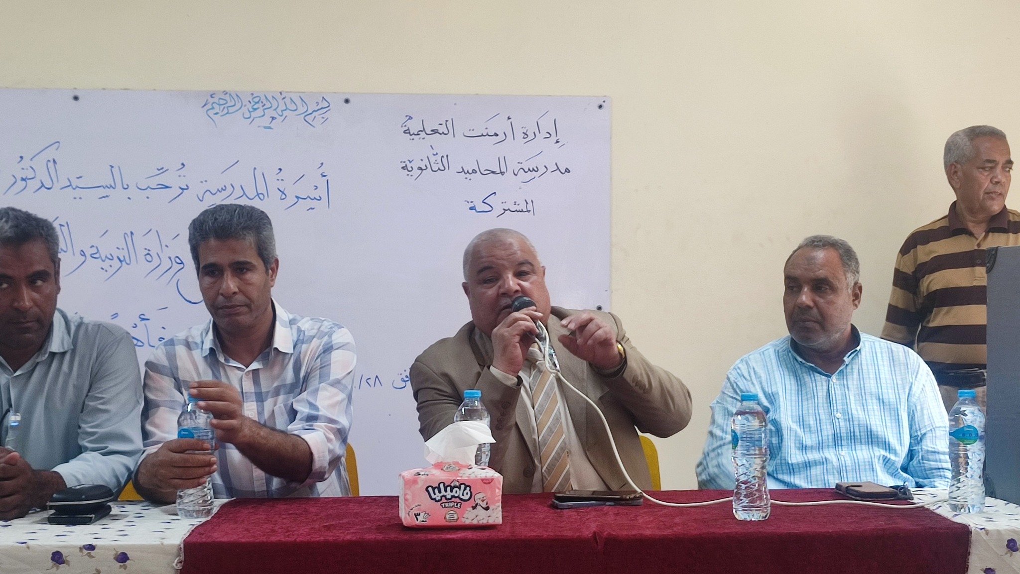 فعاليات لقاء مع 250 طالب بالثانوية العامة في أرمنت حول نظام البكالوريا فعاليات لقاء مع 250 طالب بالثانوية العامة في أرمنت حول نظام البكالوريا