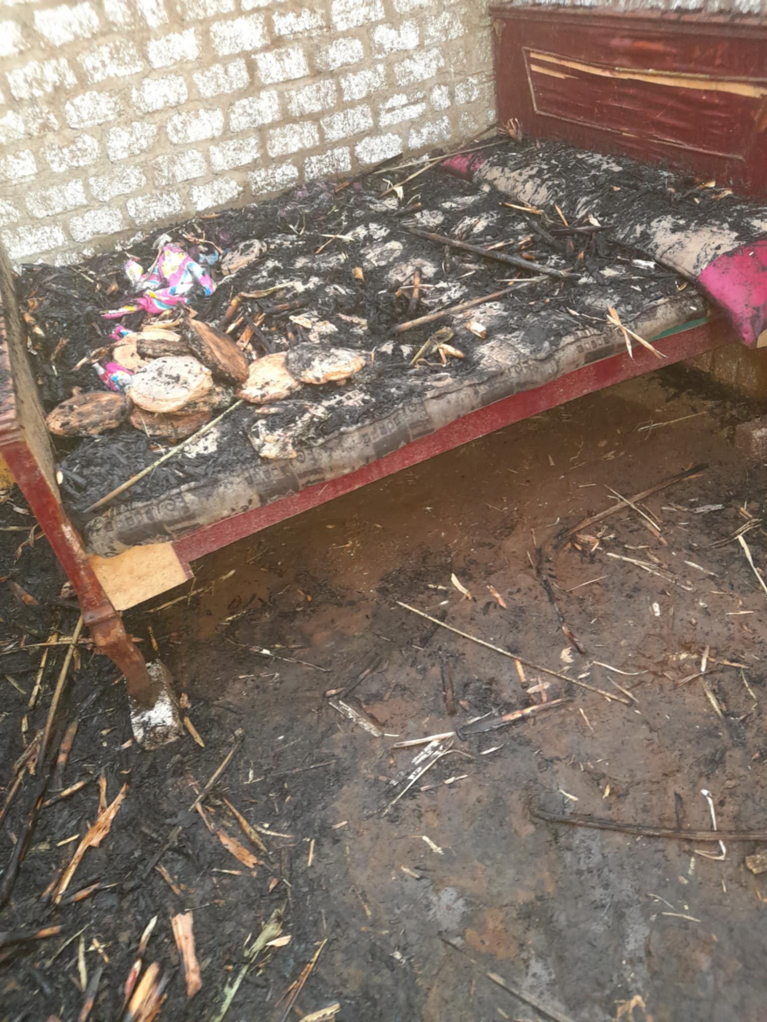 أثار الحريق أثار الحريق