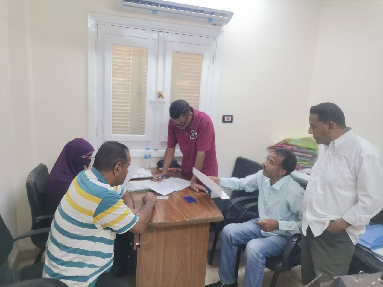 لجنة عقود الملكية النهائية لوحدات الاسكان الشعبي بمنطقة رواج وحي الزهور