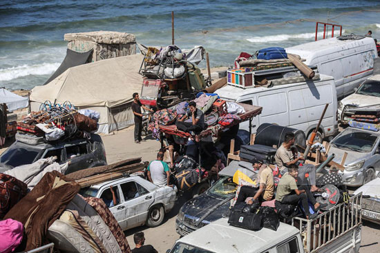 معاناة النزوح فى قطاع غزة