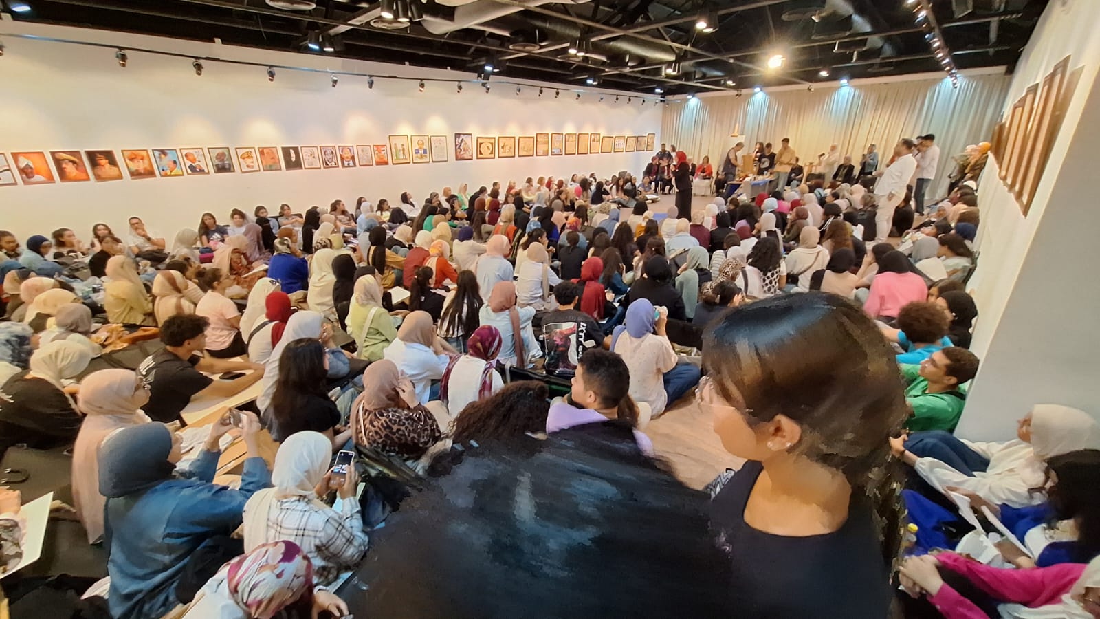 جانب من المعرض