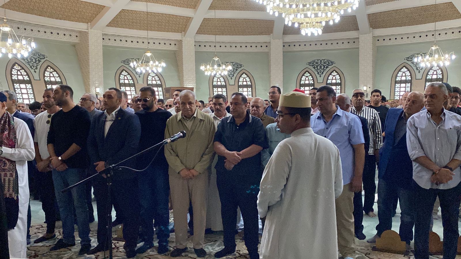 صلاة الجنازة على شقيقة إبراهيم محلب