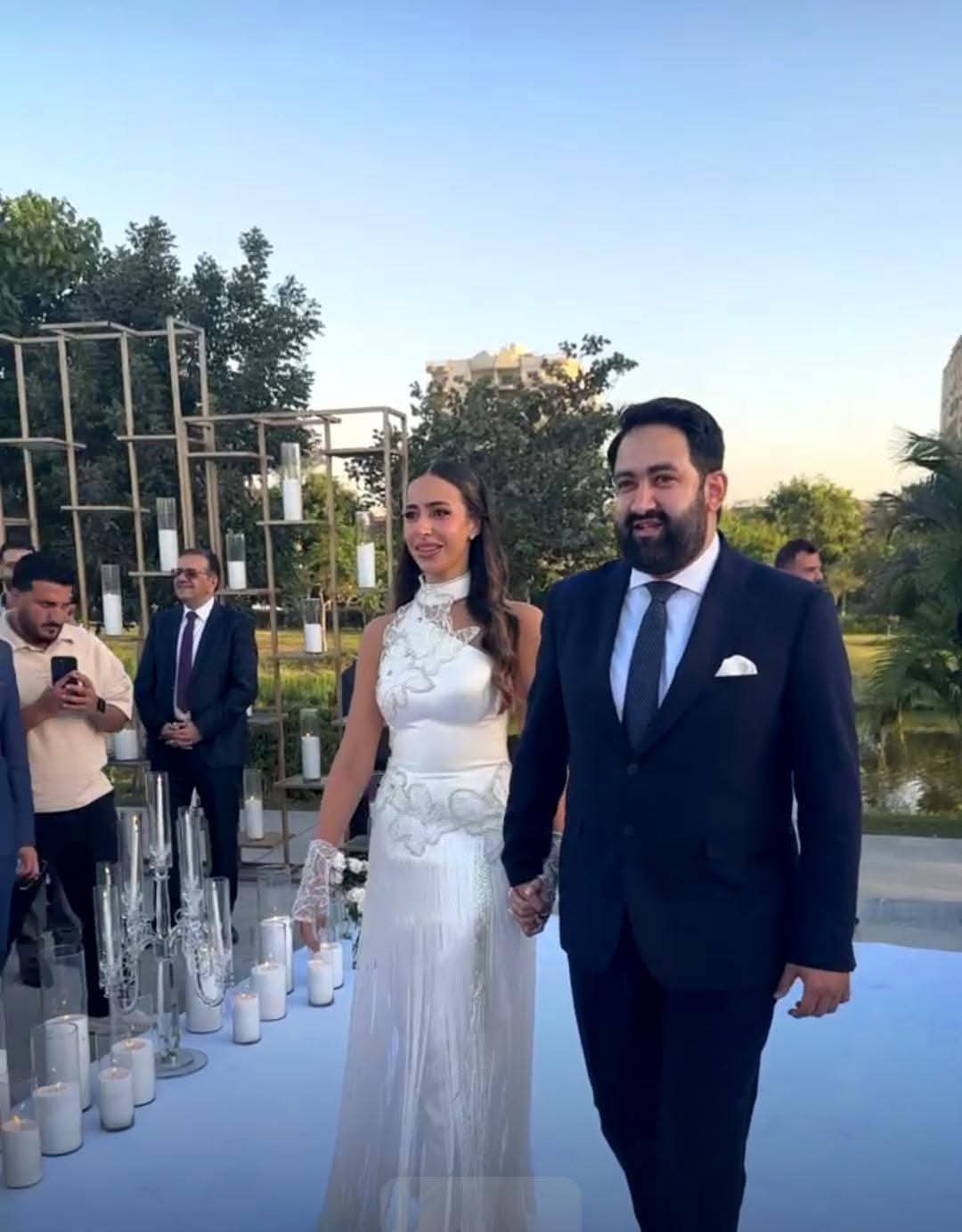 حضور لافت من نجوم الفن في عقد قران نجل خيري رمضان (1)