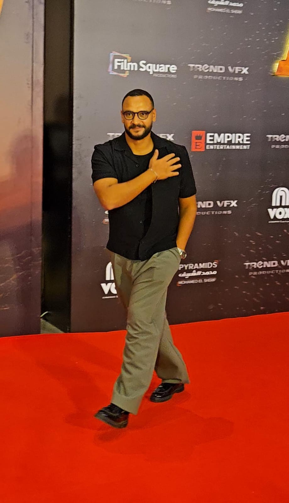 أحمد خالد صالح يدعم زوجته في العرض الخاص لفيلم أوسكار عودة الماموث (1)