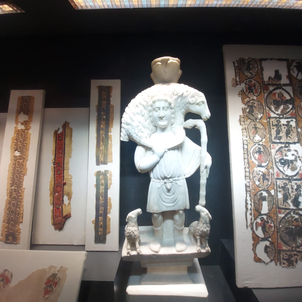 تمثال الراعى الصالح تمثال الراعى الصالح