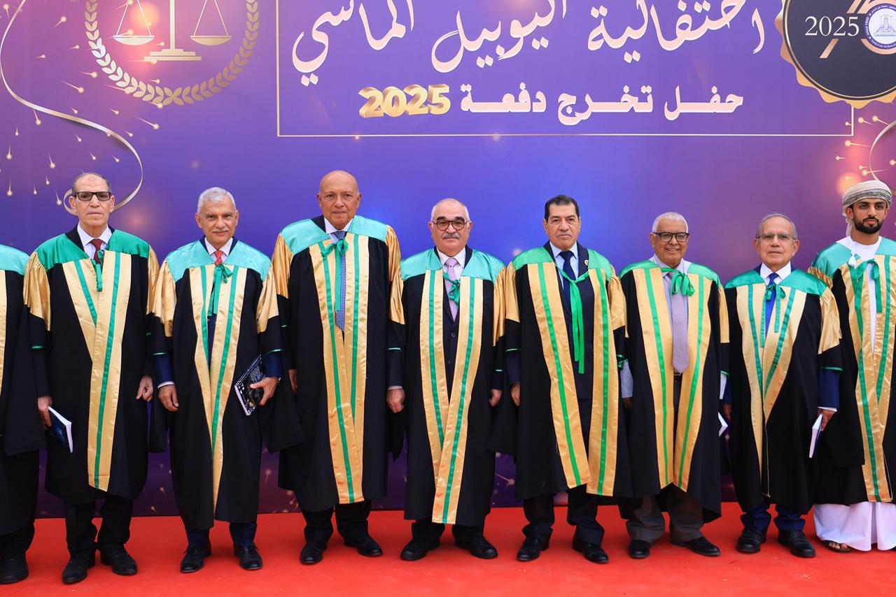 تخرج دفعة جديدة من كلية حقوق عين شمس (3)